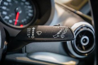 AUDI A3 2.0 TDI S line Sportback 5dr Diesel S Tronic quattro Euro 6 (s/s