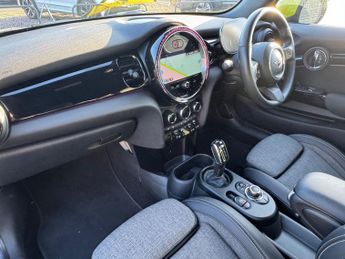 MINI Electric Hatch Cooper SE 32.6kWh Level 2 Hatchback 3dr Electric Auto 