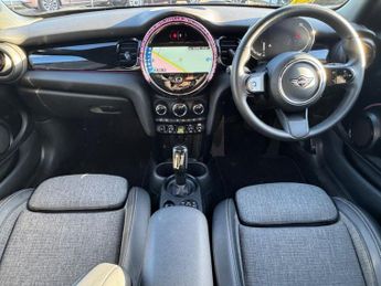 MINI Electric Hatch Cooper SE 32.6kWh Level 2 Hatchback 3dr Electric Auto 