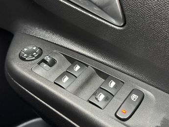 VAUXHALL CORSA 1.2 Turbo Ultimate Hatchback 5dr Petrol Auto Euro 6 (s/s) (130 p