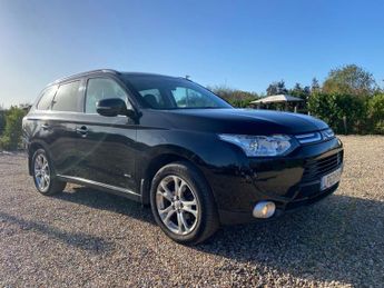 Mitsubishi Outlander 2.2 DI-D GX4 SUV 5dr Diesel Manual 4WD Euro 5 (s/s) (150 ps)