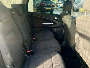 FORD S-MAX 2.0 TDCi Titanium MPV 5dr Diesel Powershift Euro 5 (140 ps)