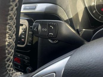 FORD S-MAX 2.0 TDCi Titanium MPV 5dr Diesel Powershift Euro 5 (140 ps)