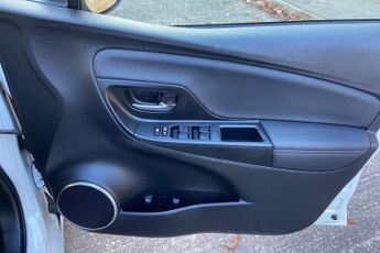 TOYOTA YARIS 1.5 VVT-h Excel Hatchback 5dr Petrol Hybrid E-CVT Euro 6 (15in A