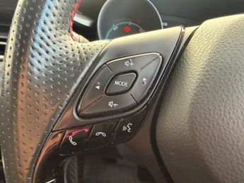 TOYOTA C-HR 1.8 VVT-h GR SPORT SUV 5dr Petrol Hybrid CVT Euro 6 (s/s) (122 p