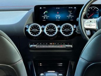 MERCEDES-BENZ EQA EQA 250 AMG Line 5dr