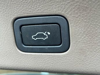 LAND ROVER RANGE ROVER SPORT 3.0 SD V6 HSE Black SUV 5dr Diesel Auto 4WD Euro 5 (255 bhp)