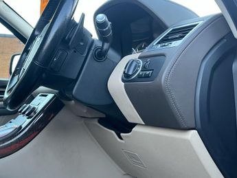 LAND ROVER RANGE ROVER SPORT 3.0 SD V6 HSE Black SUV 5dr Diesel Auto 4WD Euro 5 (255 bhp)