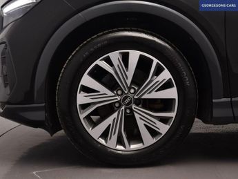 AUDI Q4 E-TRON 35 Sport SUV 5dr Electric Auto 55kWh (170 ps)