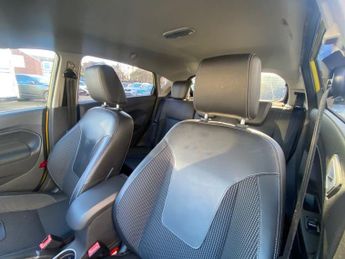 FORD FIESTA 1.6 TDCi Titanium X Hatchback 5dr Diesel Manual Euro 5 (95 ps)