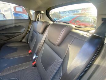 FORD FIESTA 1.6 TDCi Titanium X Hatchback 5dr Diesel Manual Euro 5 (95 ps)