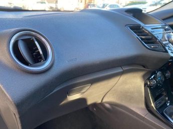 FORD FIESTA 1.6 TDCi Titanium X Hatchback 5dr Diesel Manual Euro 5 (95 ps)