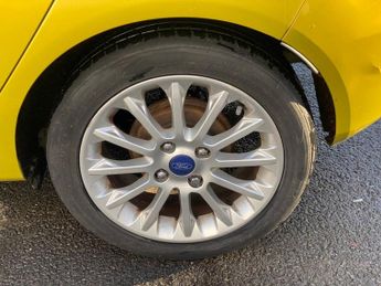 FORD FIESTA 1.6 TDCi Titanium X Hatchback 5dr Diesel Manual Euro 5 (95 ps)