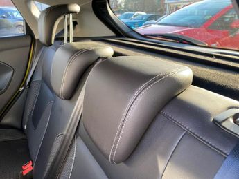 FORD FIESTA 1.6 TDCi Titanium X Hatchback 5dr Diesel Manual Euro 5 (95 ps)