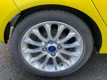 FORD FIESTA 1.6 TDCi Titanium X Hatchback 5dr Diesel Manual Euro 5 (95 ps)