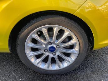FORD FIESTA 1.6 TDCi Titanium X Hatchback 5dr Diesel Manual Euro 5 (95 ps)