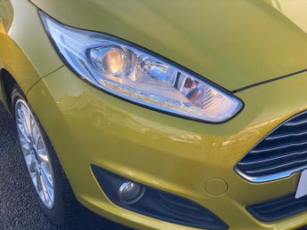 FORD FIESTA 1.6 TDCi Titanium X Hatchback 5dr Diesel Manual Euro 5 (95 ps)