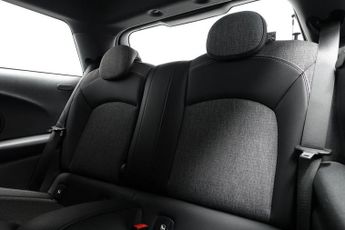 MINI Electric Hatch Cooper SE 32.6kWh Level 2 Hatchback 3dr Electric Auto (184 ps)