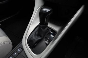 TOYOTA YARIS 1.5 VVT-h Excel Hatchback 5dr Petrol Hybrid E-CVT Euro 6 (s/s) (