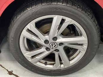 VOLKSWAGEN POLO 1.0 TSI R-Line Hatchback 5dr Petrol Manual Euro 6 (s/s) (95 ps) 