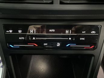 VOLKSWAGEN POLO 1.0 TSI R-Line Hatchback 5dr Petrol Manual Euro 6 (s/s) (95 ps) 