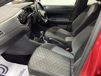 VOLKSWAGEN POLO 1.0 TSI R-Line Hatchback 5dr Petrol Manual Euro 6 (s/s) (95 ps) 