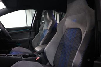 VOLKSWAGEN GOLF 2.0 TSI R Hatchback 5dr Petrol DSG 4Motion Euro 6 (s/s) (320 ps)