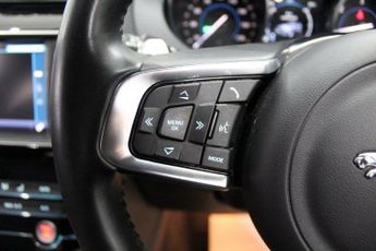 JAGUAR F-PACE 2.0 D180 R-Sport SUV 5dr Diesel Auto AWD Euro 6 (s/s) (180 ps)