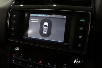 JAGUAR F-PACE 2.0 D180 R-Sport SUV 5dr Diesel Auto AWD Euro 6 (s/s) (180 ps)