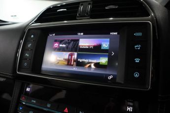 JAGUAR F-PACE 2.0 D180 R-Sport SUV 5dr Diesel Auto AWD Euro 6 (s/s) (180 ps)