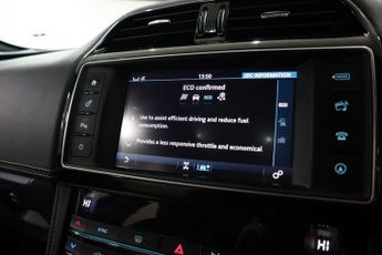 JAGUAR F-PACE 2.0 D180 R-Sport SUV 5dr Diesel Auto AWD Euro 6 (s/s) (180 ps)