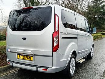 FORD TOURNEO CUSTOM 2.0 320 EcoBlue Titanium Minibus 5dr Diesel Auto L1 Euro 6 (s/s)
