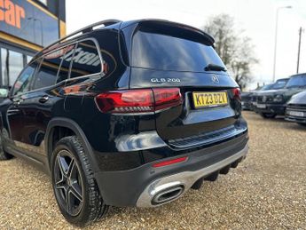 MERCEDES-BENZ GLB 1.3 GLB200 MHEV AMG Line (Premium) SUV 5dr Petrol Hybrid 7G-DCT 