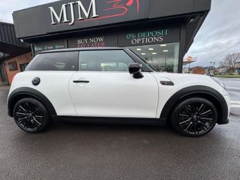 MINI HATCH 2.0 Cooper S Exclusive Hatchback 3dr Petrol Steptronic Euro 6 (s