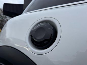 MINI HATCH 2.0 Cooper S Exclusive Hatchback 3dr Petrol Steptronic Euro 6 (s