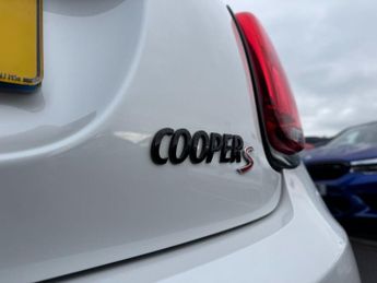 MINI HATCH 2.0 Cooper S Exclusive Hatchback 3dr Petrol Steptronic Euro 6 (s
