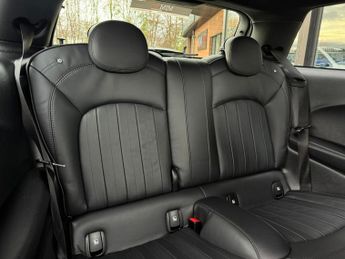 MINI HATCH 2.0 Cooper S Exclusive Hatchback 3dr Petrol Steptronic Euro 6 (s