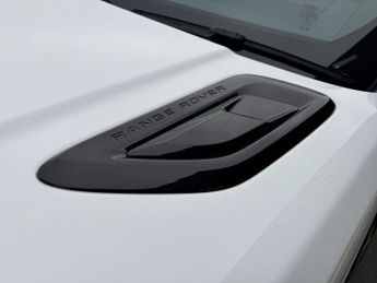 LAND ROVER RANGE ROVER SPORT 3.0 SD V6 HSE Dynamic SUV 5dr Diesel Auto 4WD Euro 6 (s/s) (306 