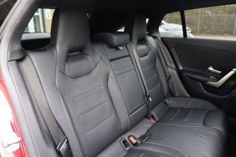 MERCEDES-BENZ CLA 250E 1.3 15.6KWH AMG LINE NIGHT EDITION PREMIUM PLUS