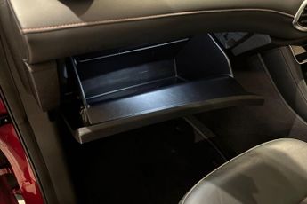 MG MG HS 1.5 T-GDI Exclusive SUV 5dr Petrol DCT Euro 6 (s/s) (162 ps) Rea