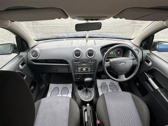 FORD FUSION 1.6 Zetec Climate Hatchback 5dr Petrol Automatic (181 g/km, 99 b