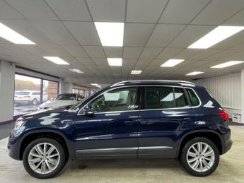 VOLKSWAGEN TIGUAN 2.0 TDI BlueMotion Tech Match SUV 5dr Diesel DSG 4WD Euro 5 (s/s