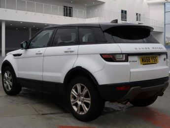 LAND ROVER RANGE ROVER EVOQUE 2.0 TD4 SE Tech SUV 5dr Diesel Auto 4WD Euro 6 (s/s) (180 ps)