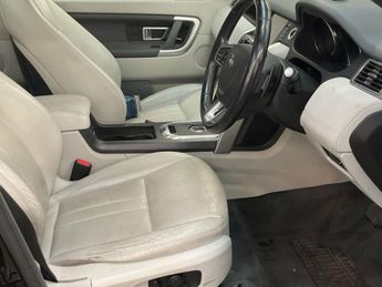 LAND ROVER DISCOVERY SPORT 2.0 SD4 HSE Black SUV 5dr Diesel Auto 4WD Euro 6 (s/s) (240 ps)