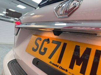 MG MG5 52.5kWh Exclusive Estate 5dr Electric Auto (156 ps)