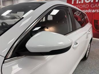 MG MG5 52.5kWh Excite Estate 5dr Electric Auto (156 ps)