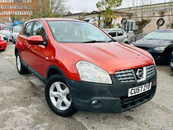 Nissan Qashqai 2.0 Acenta Hatchback 5dr Petrol CVT (192 g/km, 139 bhp)