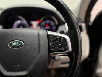 LAND ROVER DISCOVERY SPORT 2.0 TD4 HSE Black SUV 5dr Diesel Auto 4WD Euro 6 (s/s) (180 ps)