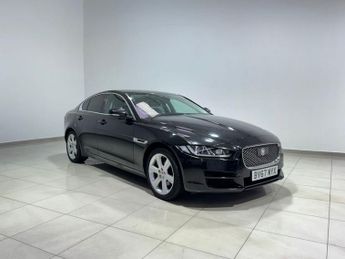 Jaguar XE 2.0i Portfolio Saloon 4dr Petrol Auto AWD Euro 6 (s/s) (250 ps)