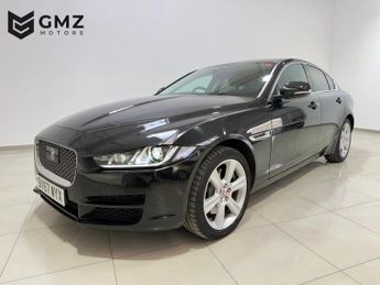 JAGUAR XE 2.0i Portfolio Saloon 4dr Petrol Auto AWD Euro 6 (s/s) (250 ps)